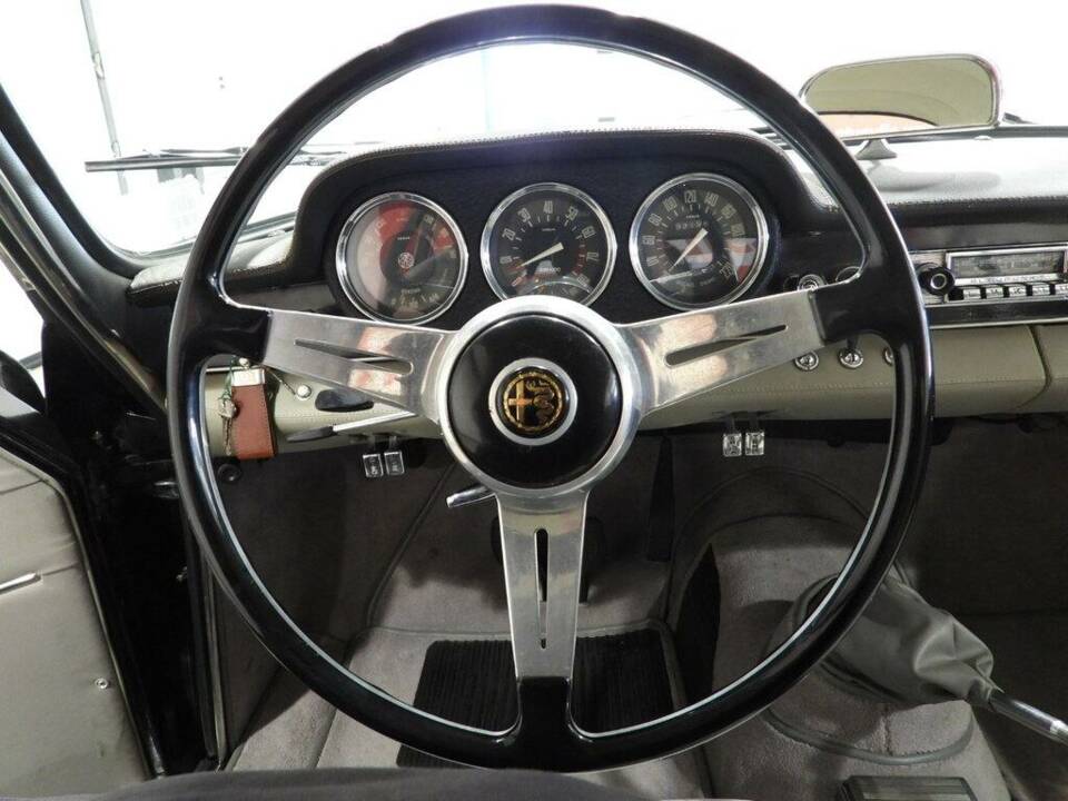 Image 7/15 of Alfa Romeo Giulia 1600 Sprint (1963)