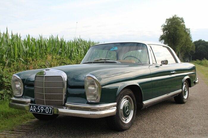 Immagine 3/7 di Mercedes-Benz 220 SE b (1965)