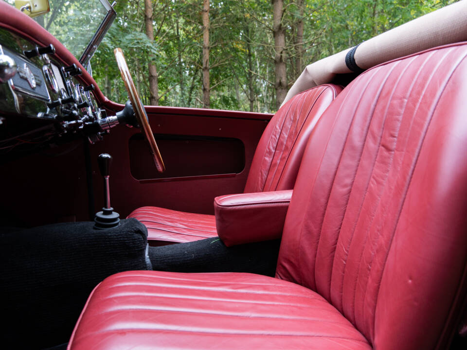 Afbeelding 10/16 van MG MGA 1600 (1959)