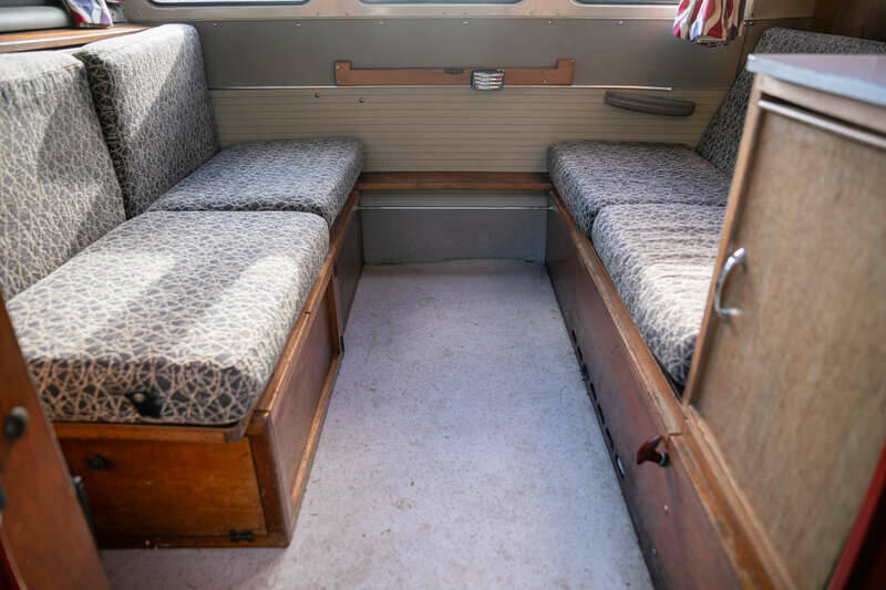 Image 27/29 of Volkswagen T1 camper (1964)