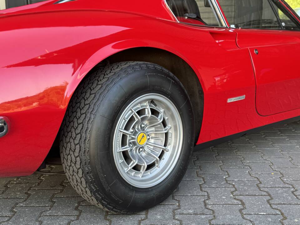 Image 26/35 of Ferrari Dino 246 GT (1968)