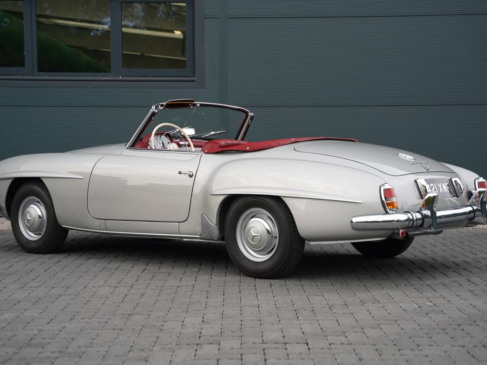 Image 2/47 de Mercedes-Benz 190 SL (1956)