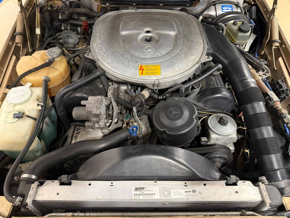 Image 5/14 de Mercedes-Benz 560 SL (1988)