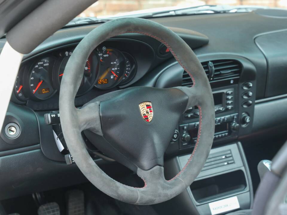 Bild 42/50 von Porsche 911 GT3 RS (2004)