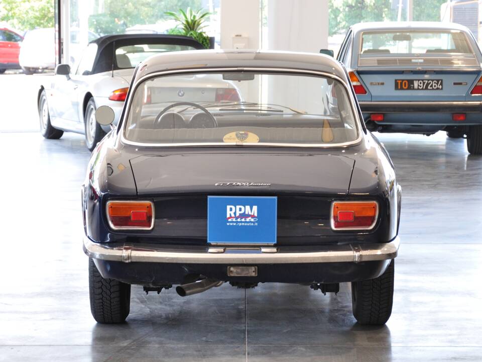 Bild 13/30 von Alfa Romeo Giulia GT 1300 Junior (1971)