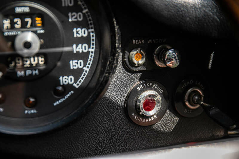 Image 33/40 de Jaguar Type E 4.2 (1967)