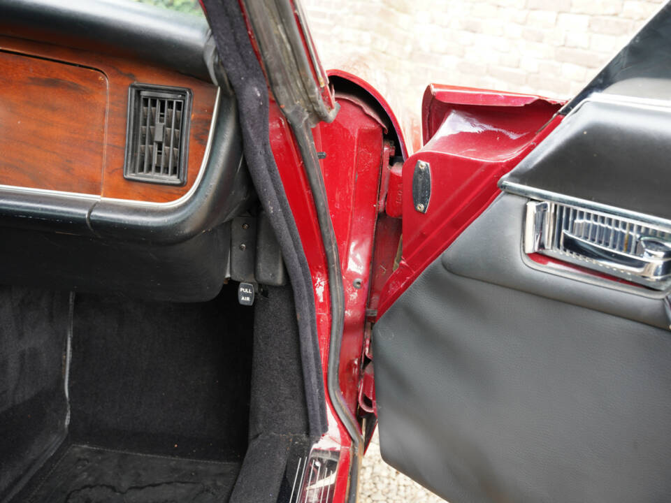 Bild 49/50 von Jaguar XJ 6 C 4.2 (1976)