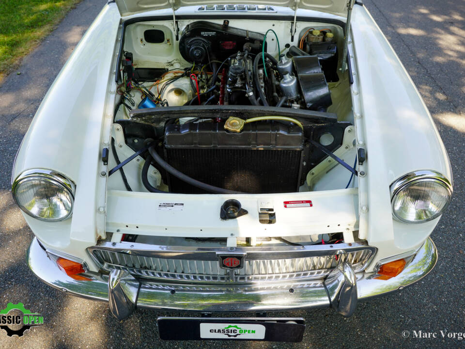 Bild 17/47 von MG MGB (1970)