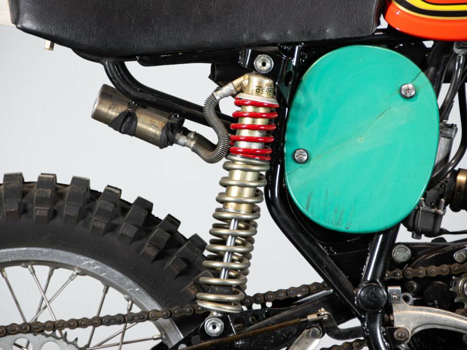 Bild 25/49 von Montesa Cappra 250 VB (1975)