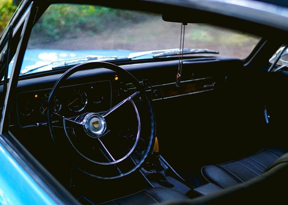 Bild 2/7 von Ford 20M XL 2300S (1968)