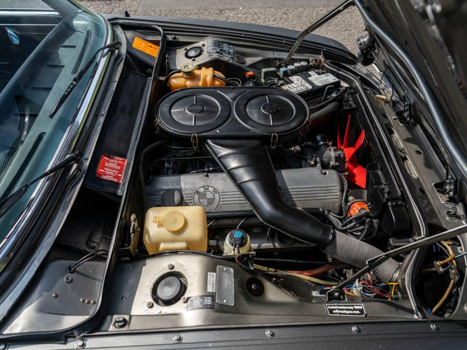 Afbeelding 28/29 van BMW 3,3 L (1975)