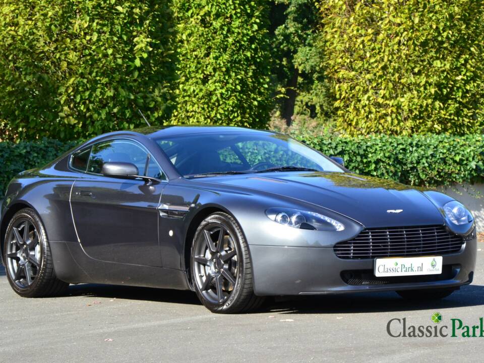 Image 7/50 de Aston Martin V8 Vantage (2005)