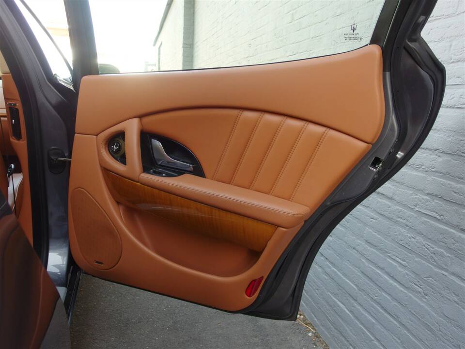 Image 75/99 of Maserati Quattroporte 4.2 (2007)