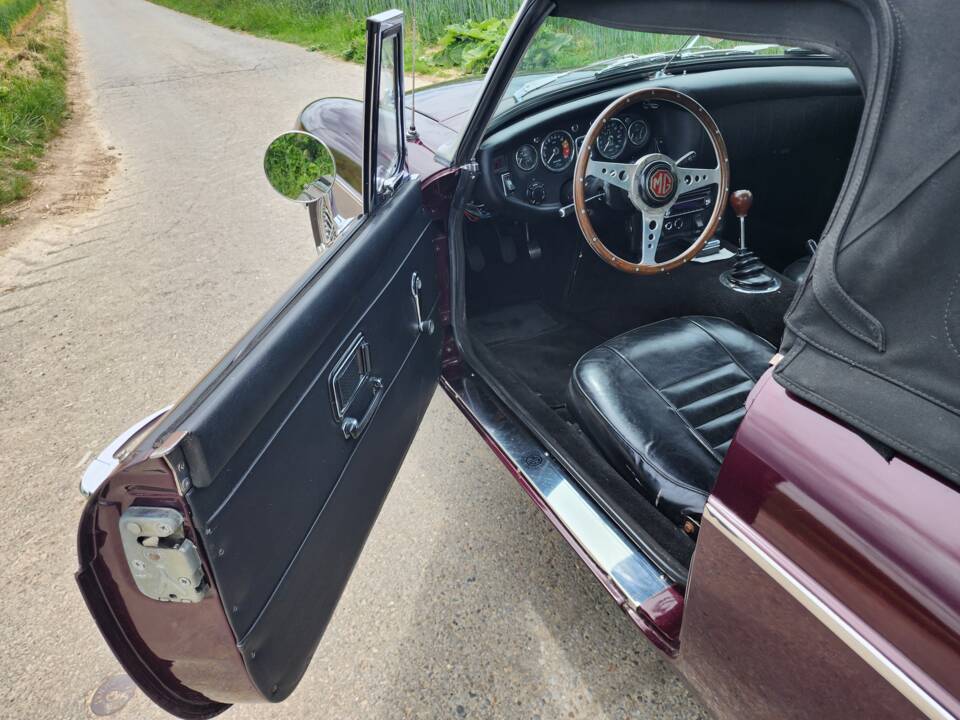 Image 10/55 of MG MGB (1969)