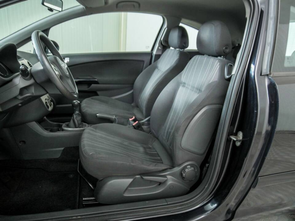 Bild 16/40 von Opel Corsa 1.2 (2008)