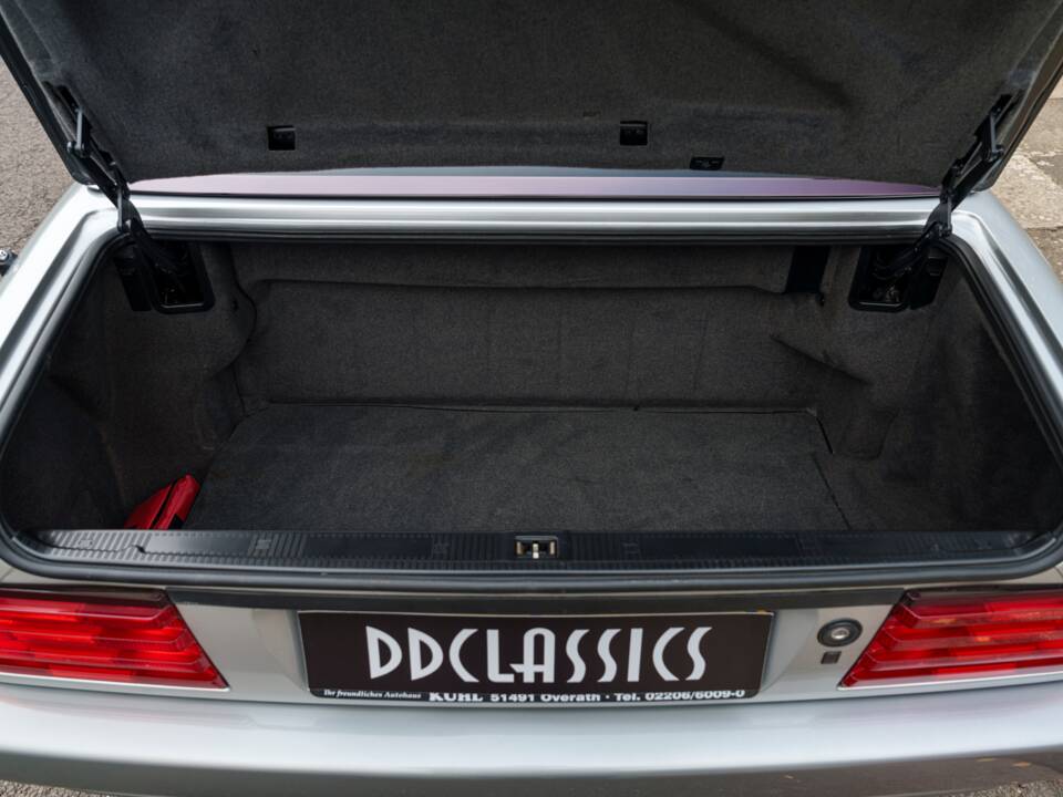 Immagine 21/22 di Mercedes-Benz SL 500 (1995)