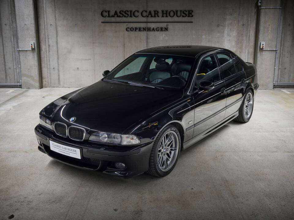 Image 14/99 of BMW M5 (2000)