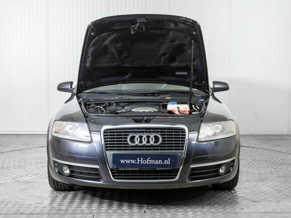 Immagine 41/45 di Audi A6 Avant 2.4 (2006)