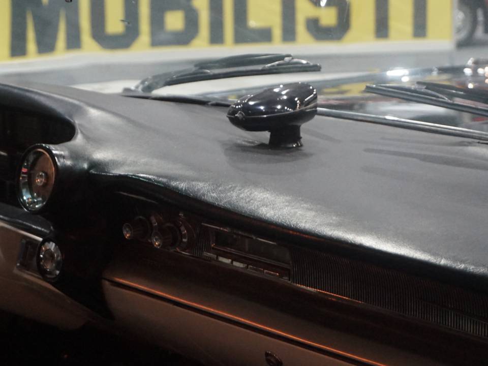 Bild 25/62 von Cadillac Coupe DeVille (1959)