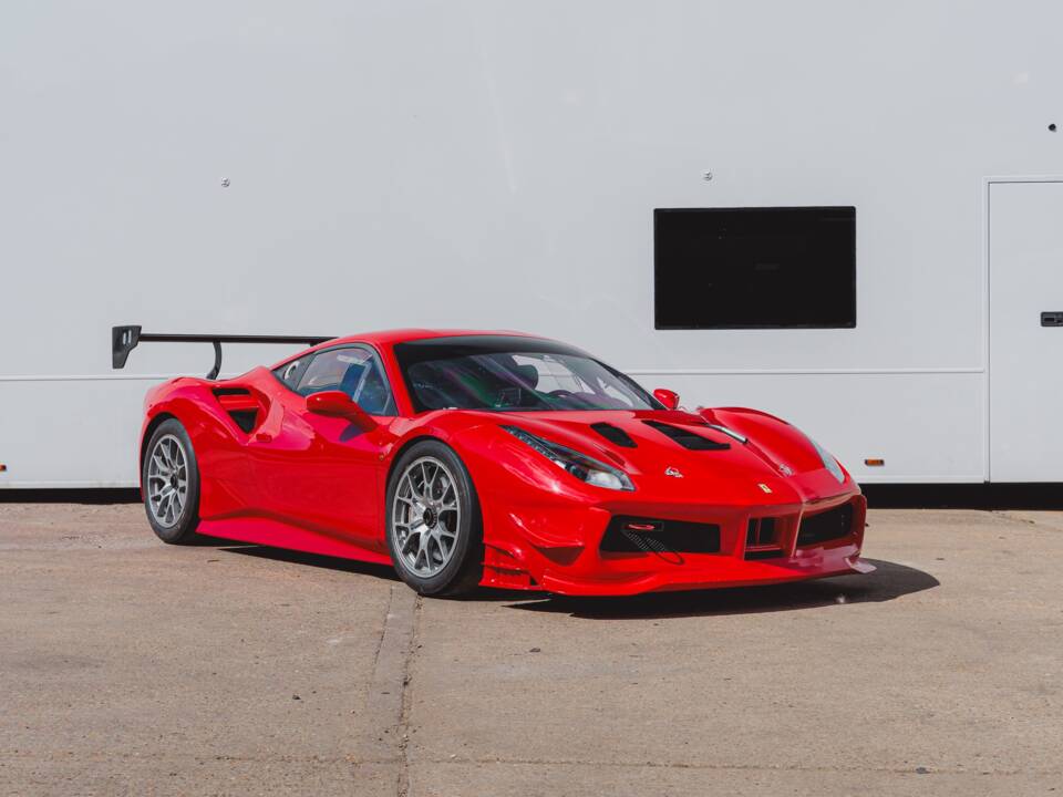 Bild 13/50 von Ferrari 488 Challenge (2017)
