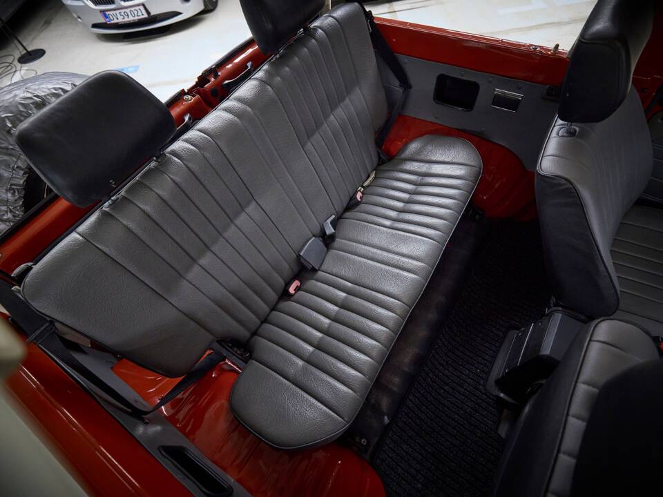 Afbeelding 71/100 van Toyota Land Cruiser LJ77 (1991)