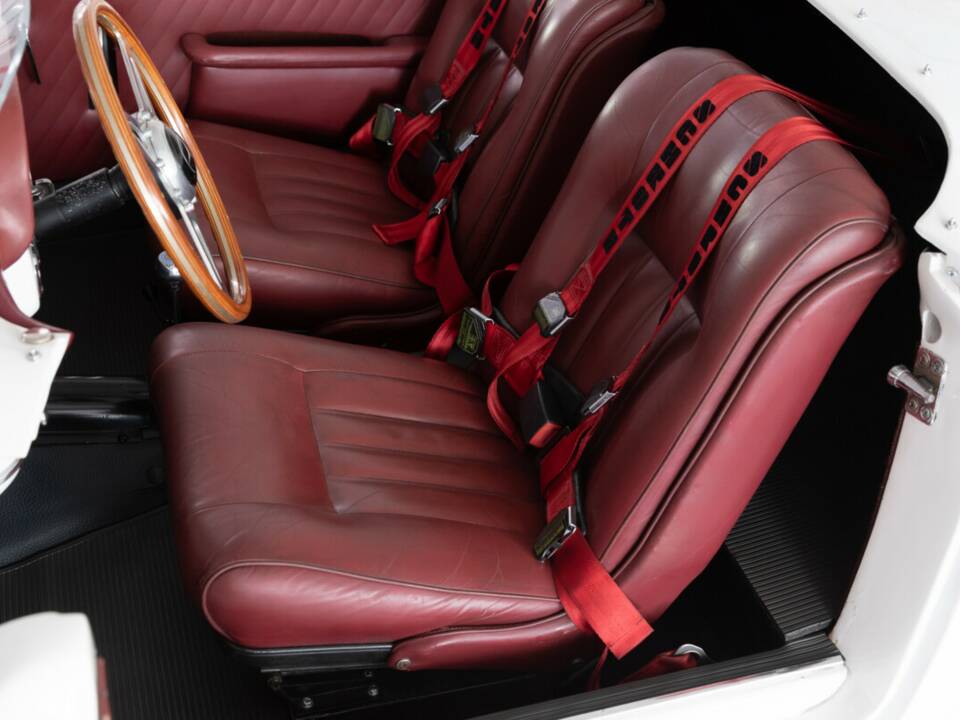 Image 29/40 of Mercedes-Benz 190 SL (1955)