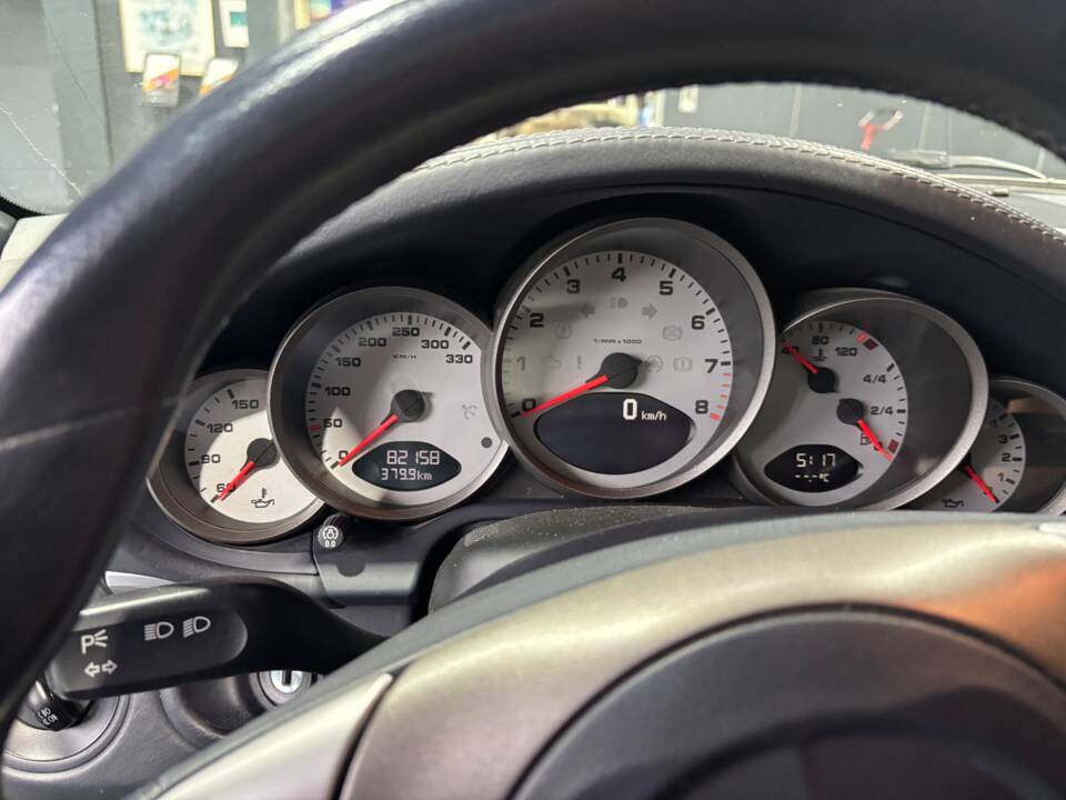 Image 6/9 de Porsche 911 Carrera S (WLS) (2005)