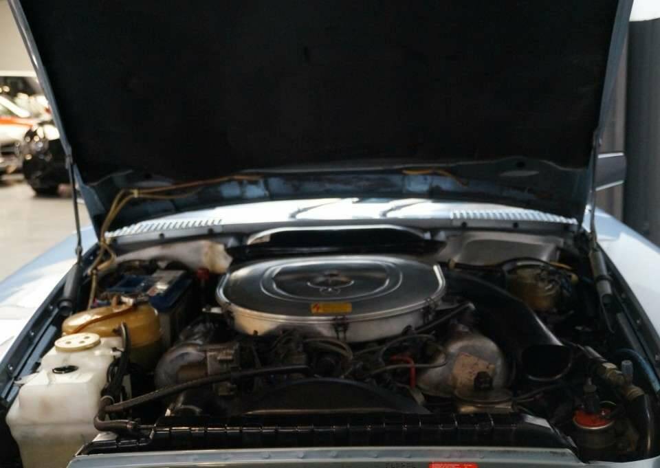 Image 10/41 of Mercedes-Benz 500 SL (1986)