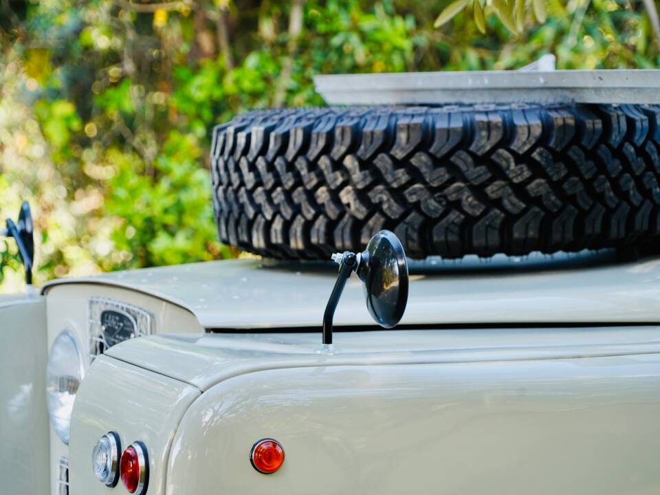 Bild 15/100 von Land Rover 88 (1968)