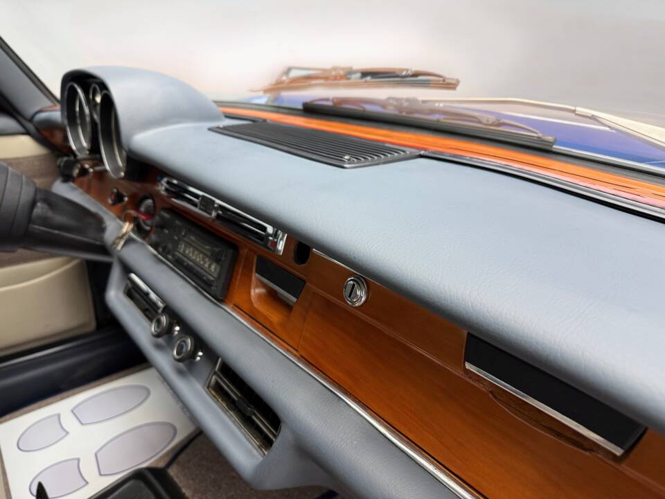 Bild 15/19 von Mercedes-Benz 280 SE (1972)