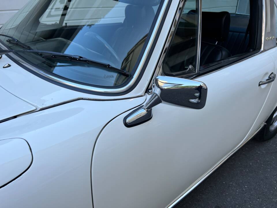 Image 15/23 of Porsche 912 (1969)