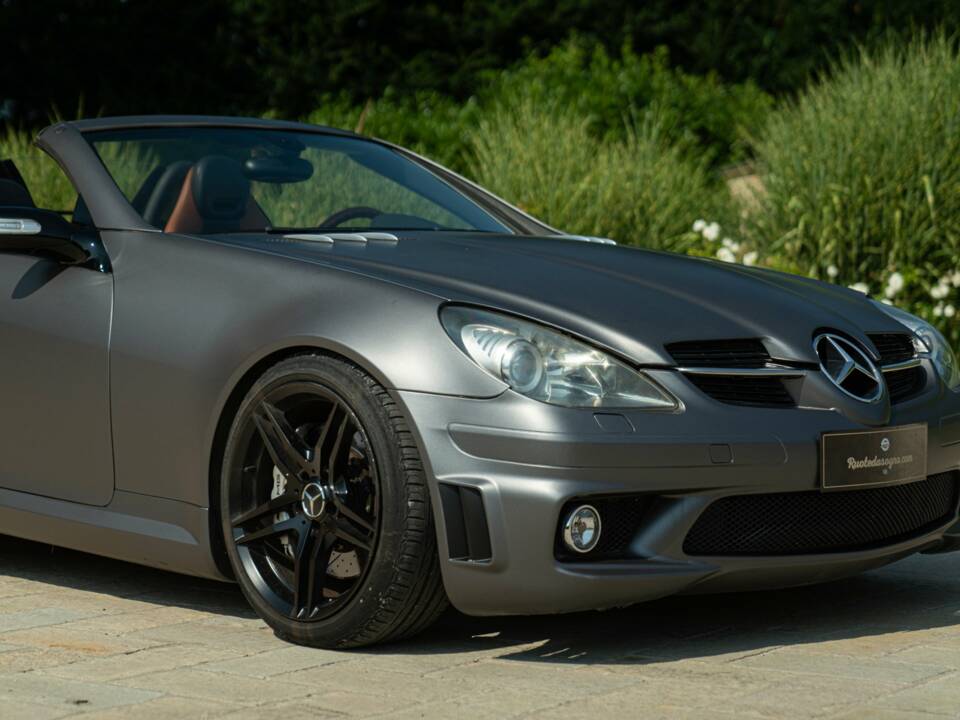 Afbeelding 24/50 van Mercedes-Benz SLK 55 AMG (2005)