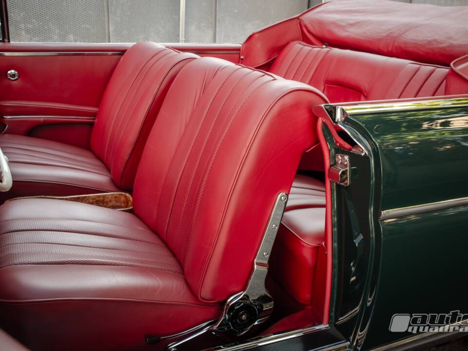 Afbeelding 7/19 van Mercedes-Benz 220 SE b (1962)