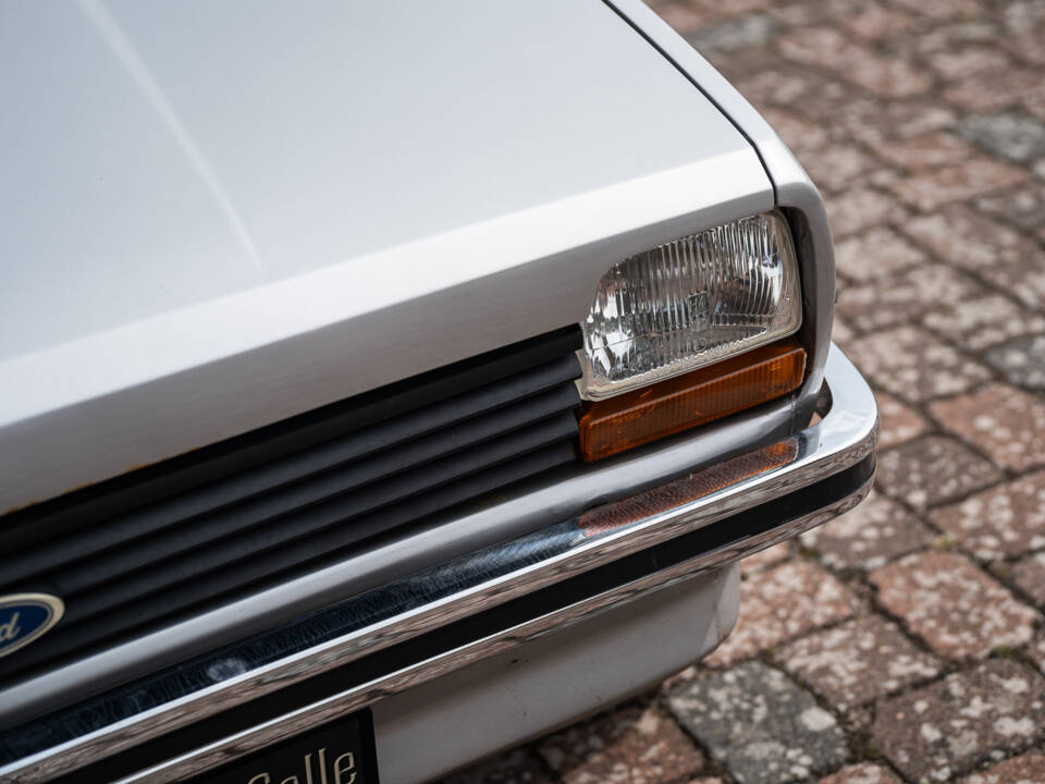 Image 4/36 of Ford Fiesta (1977)