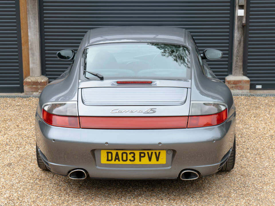 Image 43/50 of Porsche 911 Carrera 4S (2003)