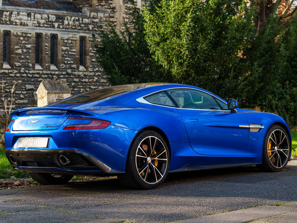 Imagen 3/30 de Aston Martin Vanquish (2013)