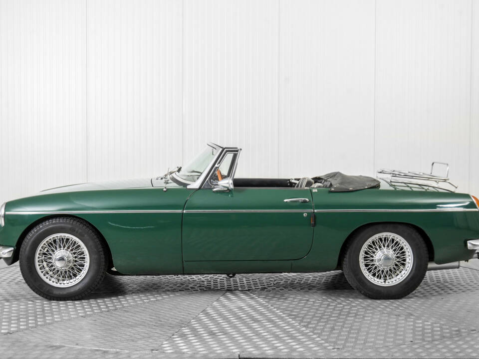 Image 9/50 de MG MGB (1967)