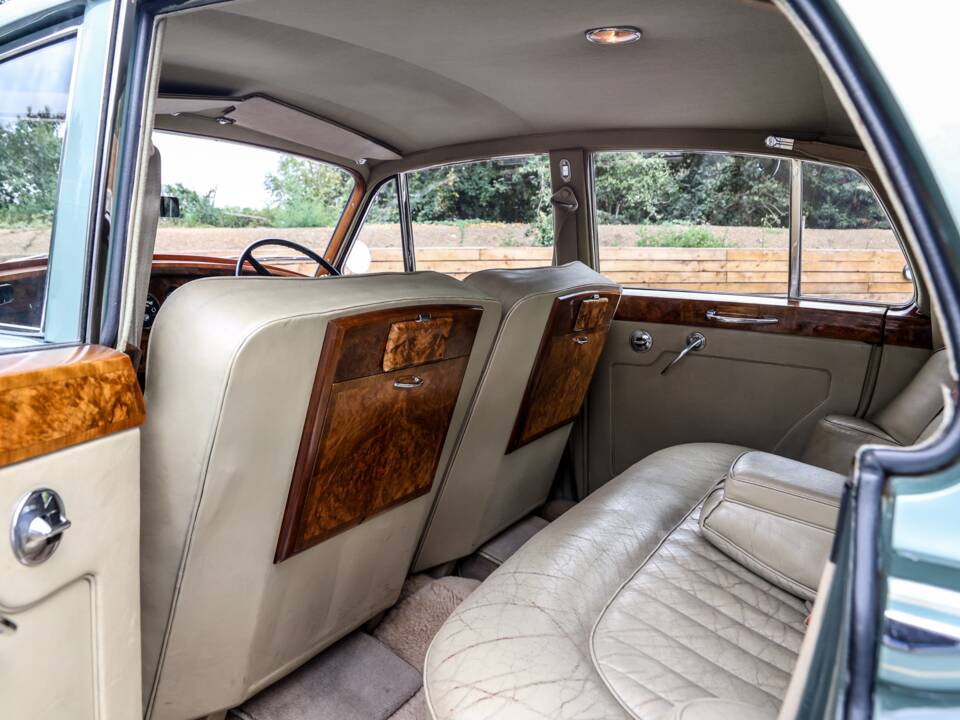 Bild 38/47 von Rolls-Royce Silver Cloud II (1961)
