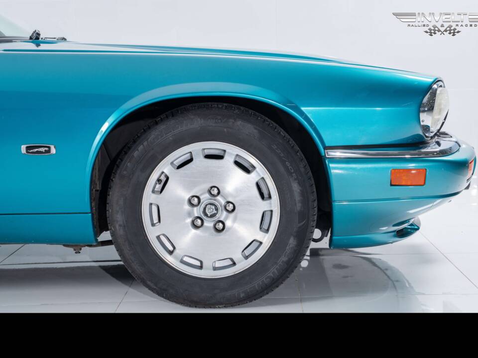 Afbeelding 12/24 van Jaguar XJS 4.0 Celebration (1996)