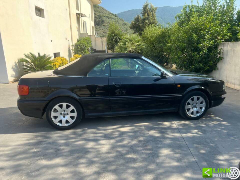 Image 7/10 of Audi Cabriolet 1.9 TDI (1998)