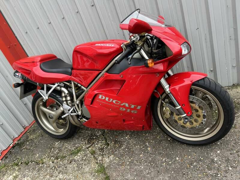 Image 29/30 of Ducati DUMMY (1995)