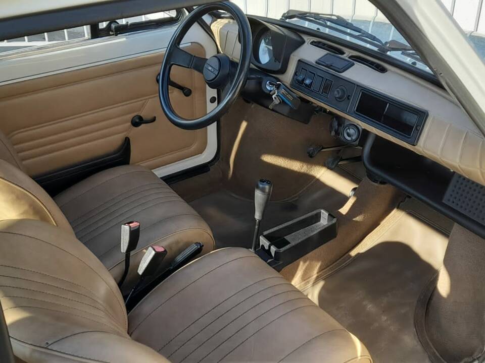 Image 12/15 of FIAT 126 (1983)