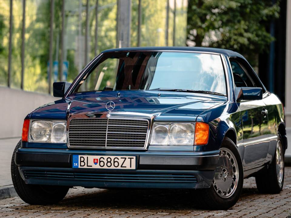 Obraz 1/50 pojazdu Mercedes-Benz 300 CE-24 (1992)