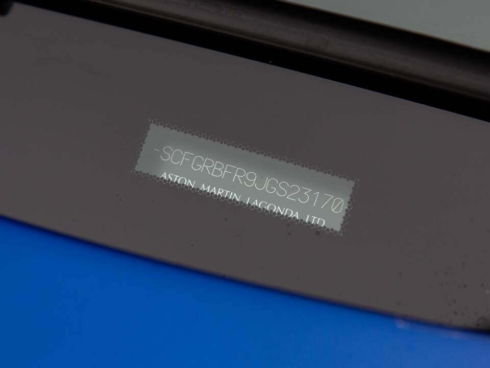 Bild 49/85 von Aston Martin V12 Vantage AMR Roadster (2018)