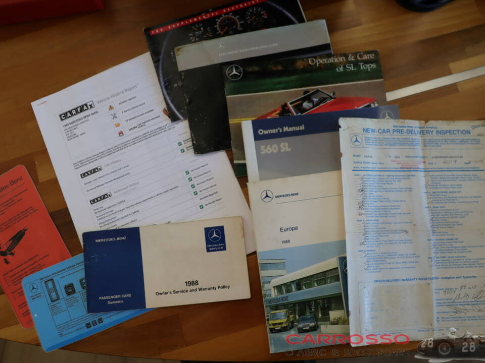 Image 42/50 of Mercedes-Benz 560 SL (1988)