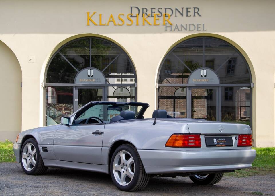 Image 5/34 of Mercedes-Benz 300 SL (1991)