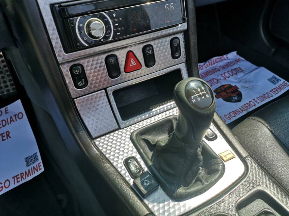 Imagen 12/38 de Mercedes-Benz SLK 200 Kompressor (2002)