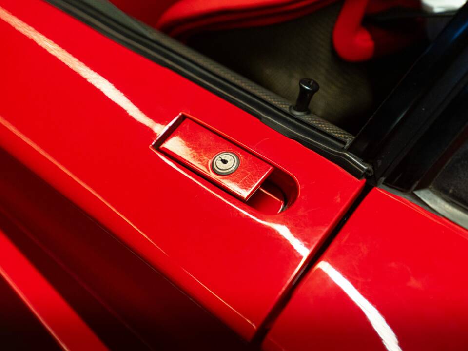 Image 12/50 de Ferrari F40 (1991)