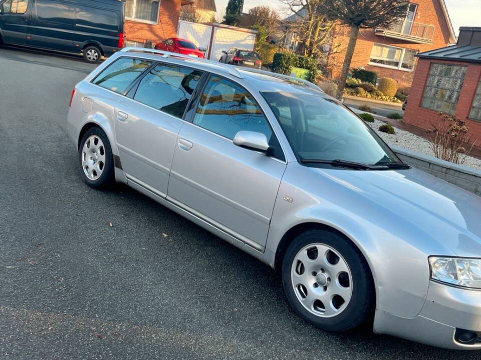 Afbeelding 2/7 van Audi A6 2.5 TDI allroad quattro (2003)
