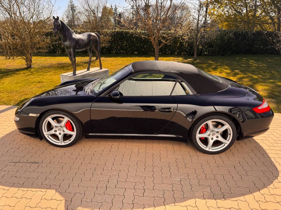 Bild 18/66 von Porsche 911 Carrera S (2006)